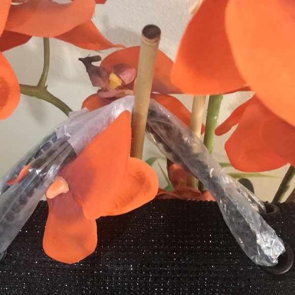 - Kurt Geiger London Brixton Shoulder Bag Kurt Geiger London - Picture 6 of 16